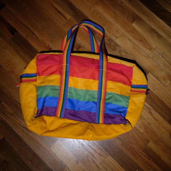 Rainbow Zip Duffle Tote Bag Flaws - Picture 2 of 7